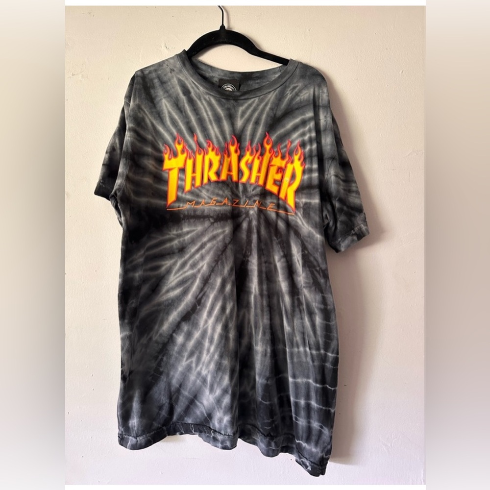 Thrasher Flame Logo Black & Grey Tie Dye T-Shirt Size Medium - Picture 2 of 7